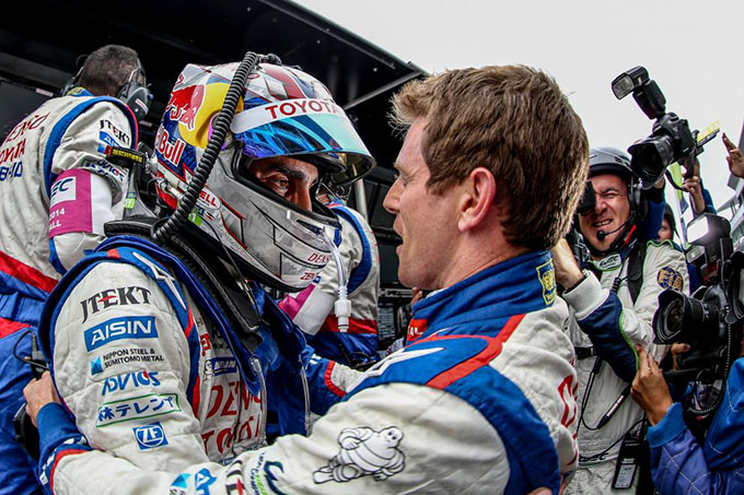 Sebastian Beumi en Anthony Davidson zetten Toyota op pole in thuisrace + UITSLAG